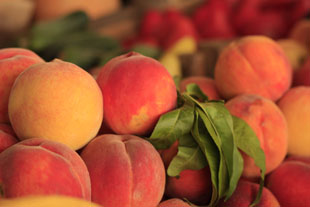 Рынок в Профессорском уголке Фруктовый рынок в Профессорском уголке