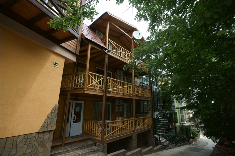 Отель в Рабочем уголке - Коруна